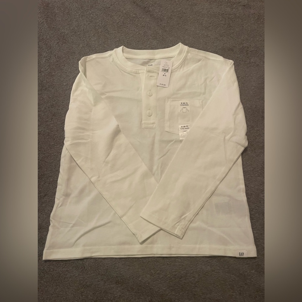 Gap long sleeve